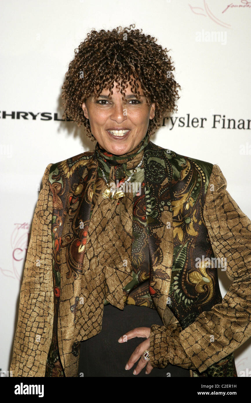 Shari Belafonte attending the ‘Lili Claire Foundation Benefit Dinner