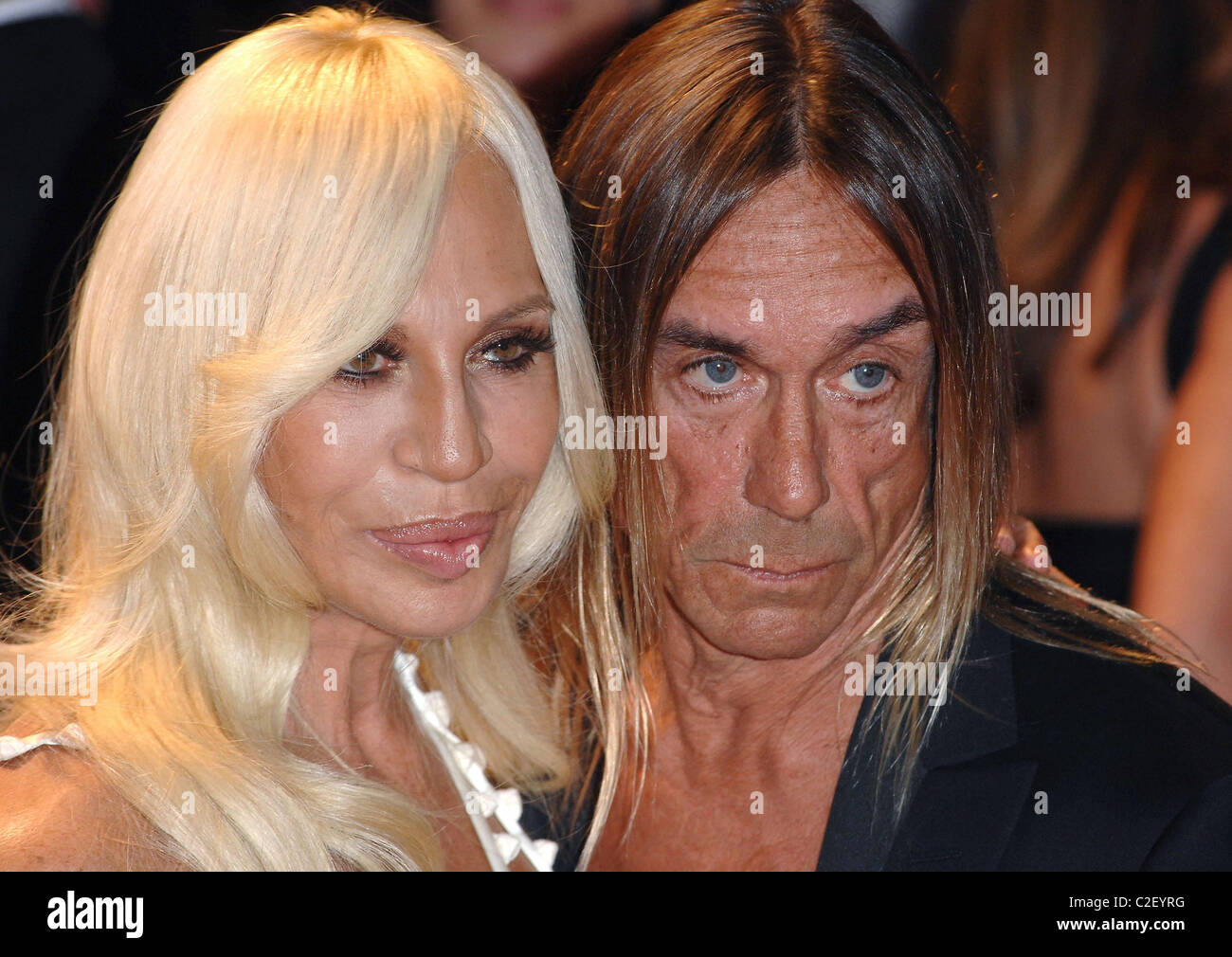 Donatella Versace and Iggy Pop Swarovski Fashion Rocks at the Royal Albert  Hall - Press Room London, England - 18.10.07 Stock Photo - Alamy