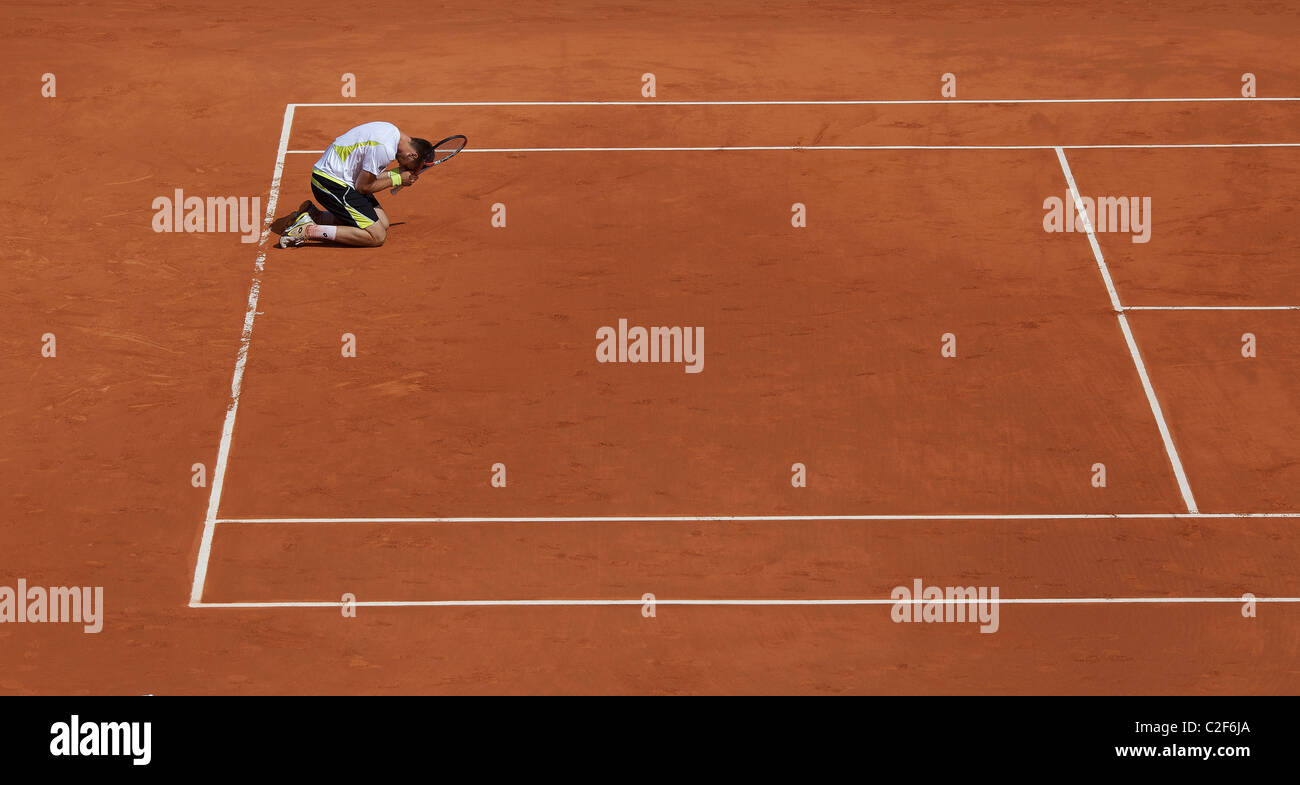 Robin Soderling, Sweden, in action at the French Open Tennis Tournament at Roland Garros, Paris, France. Stock Photo