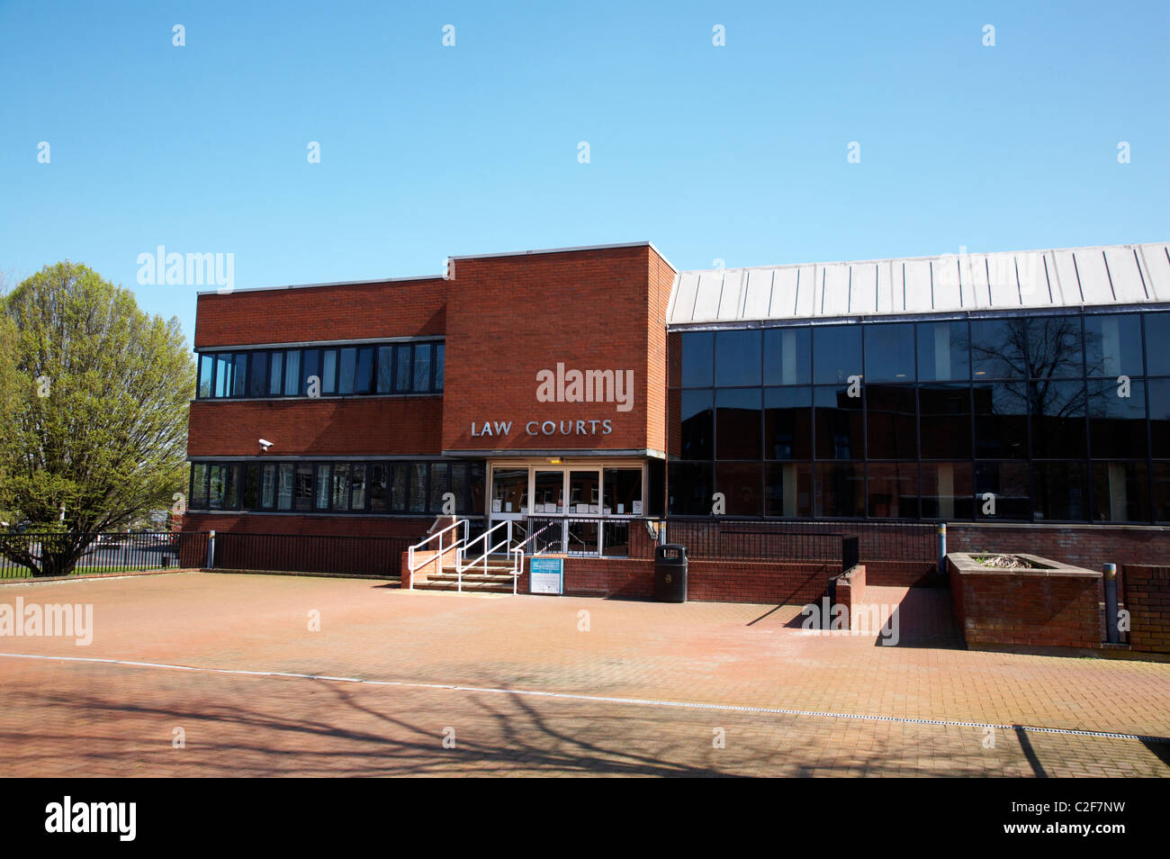 Cheshire Magistrates Courts in Crewe Cheshire UK Stock Photo