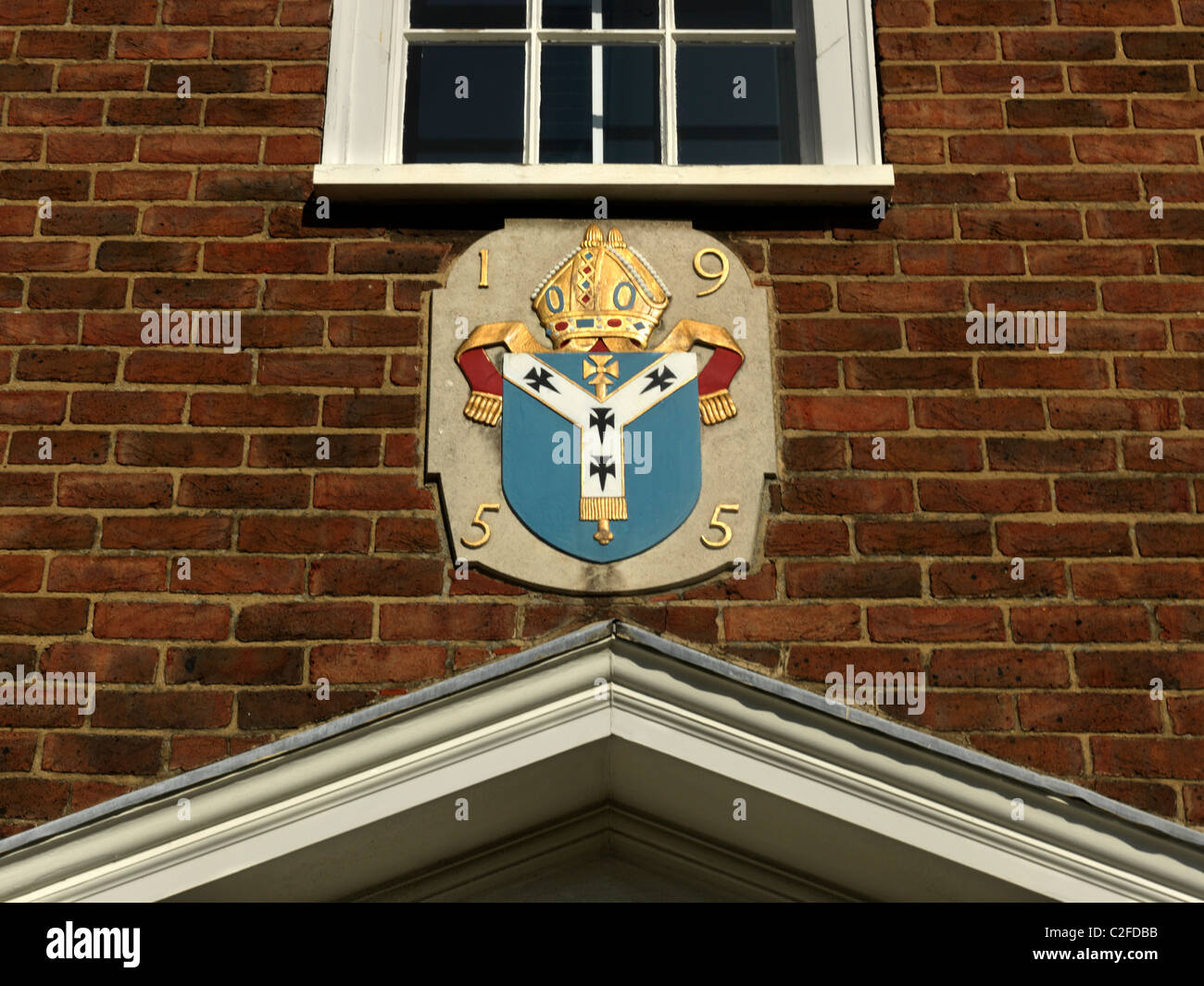 Canterbury Kent England Crest Above Door On Building Stock Photo - Alamy