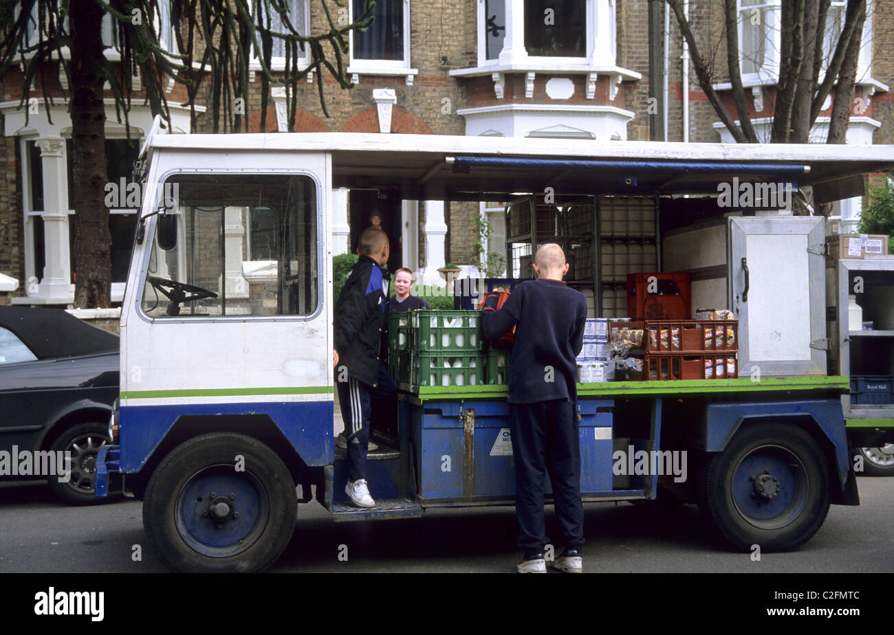Milk delivery hires stock photography and images Alamy