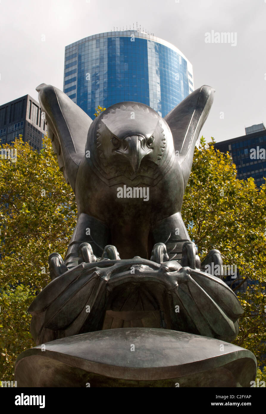 Eagle statue battery park manhattan hires stock photography and images