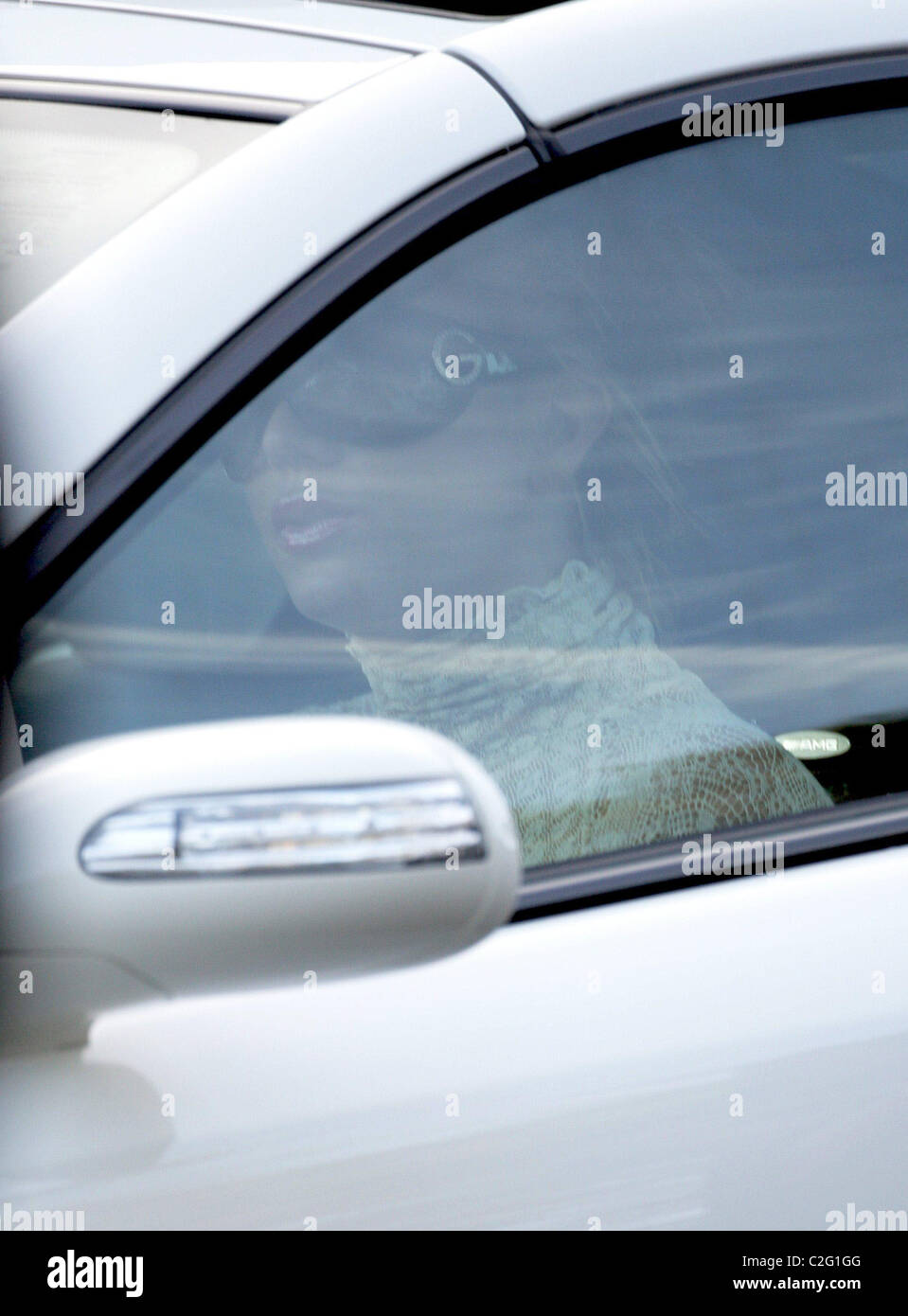 Britney Spears Shopping At Keyes Mercedes Benz Not Looking Her