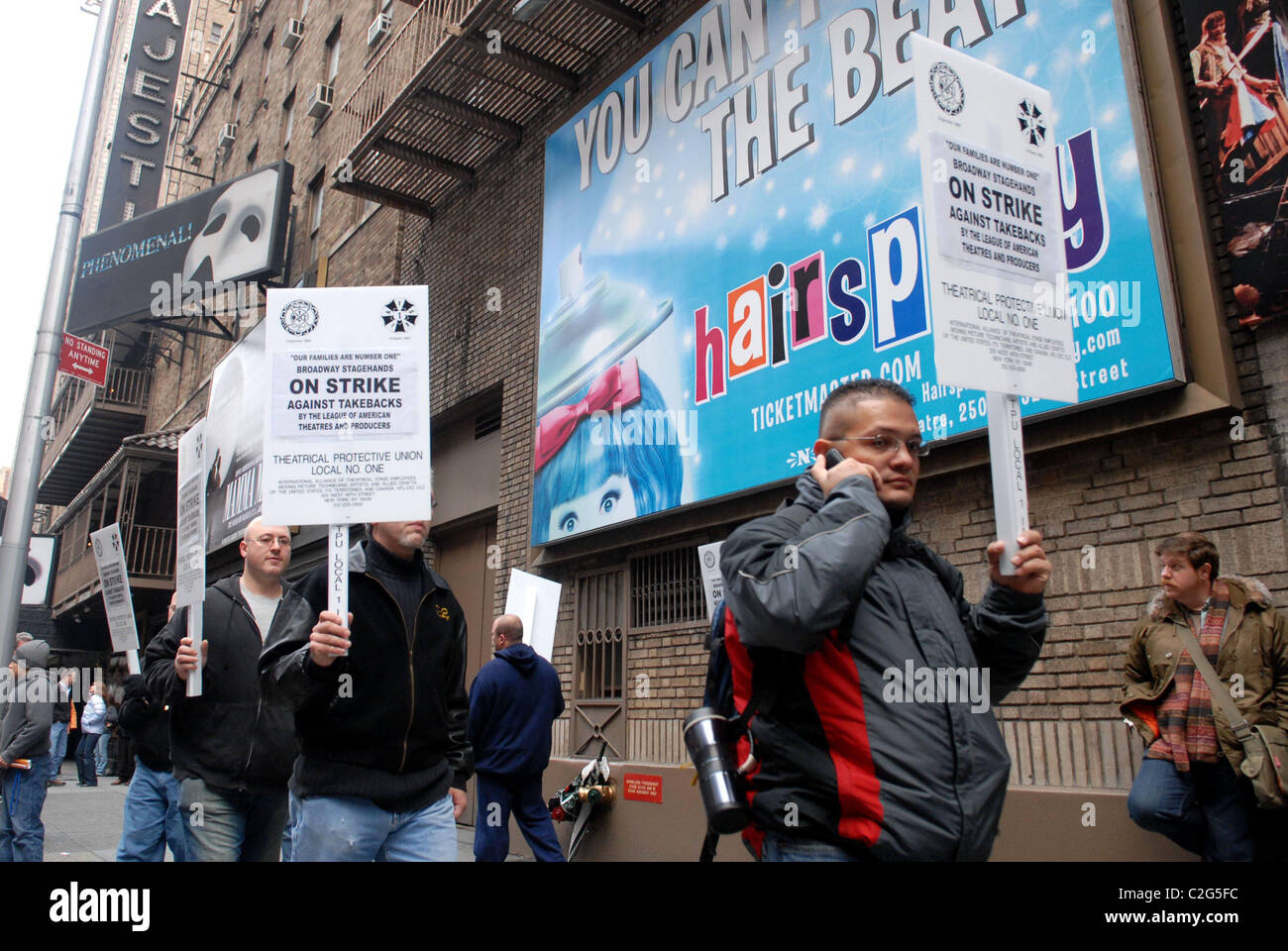 Atmosphere Broadway Stagehands Local One on strike Broadway Theater