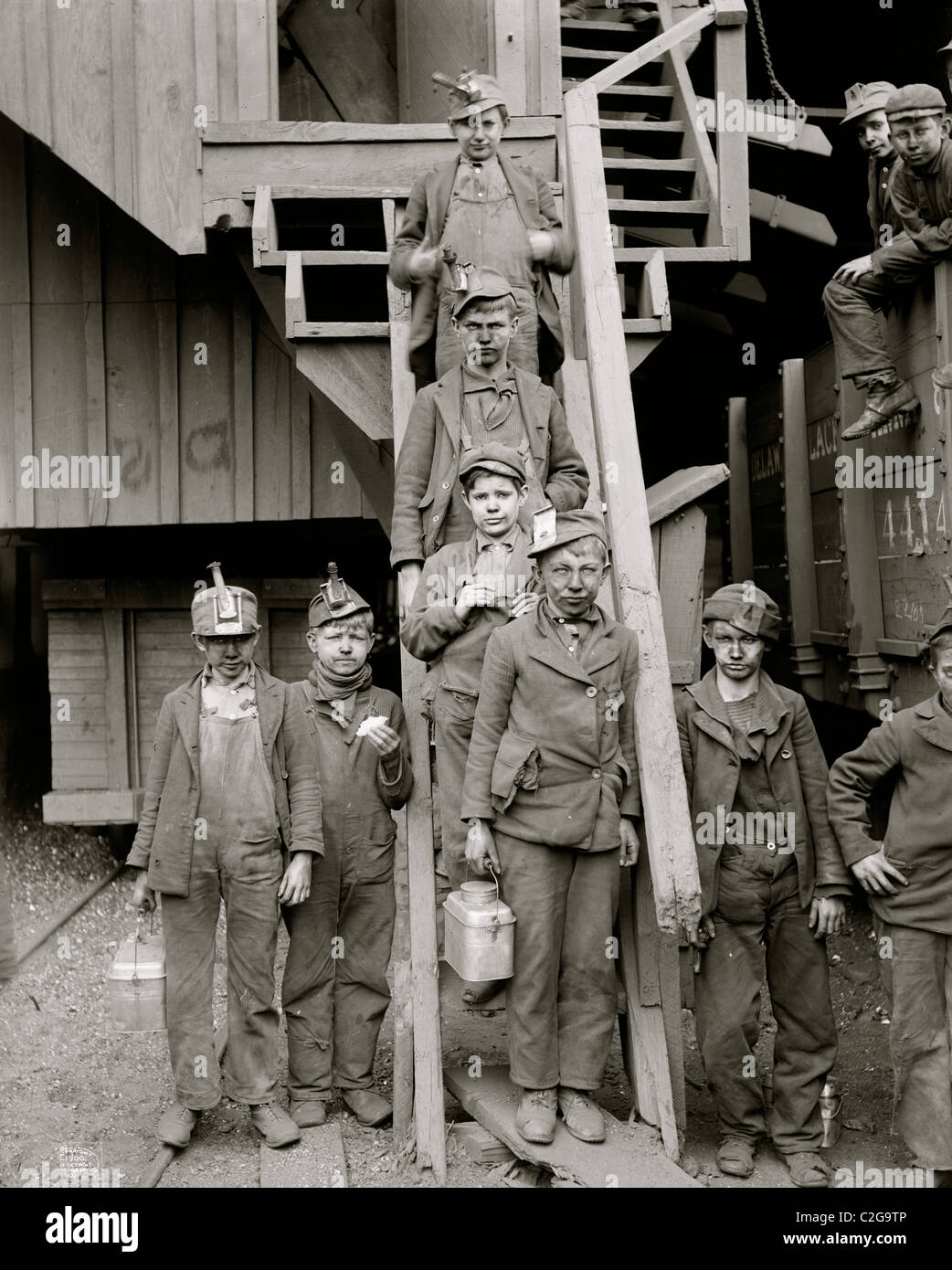Breaker boys, Woodward coal breakers, Kingston, Pa Stock Photo