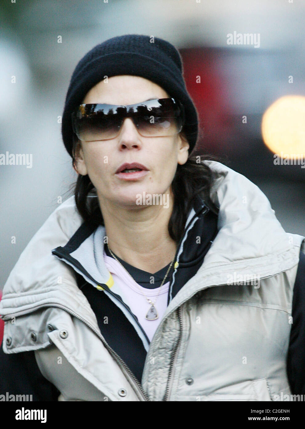 Teri Hatcher walking her dogs Los Angeles, California - 09.12.07 Stock