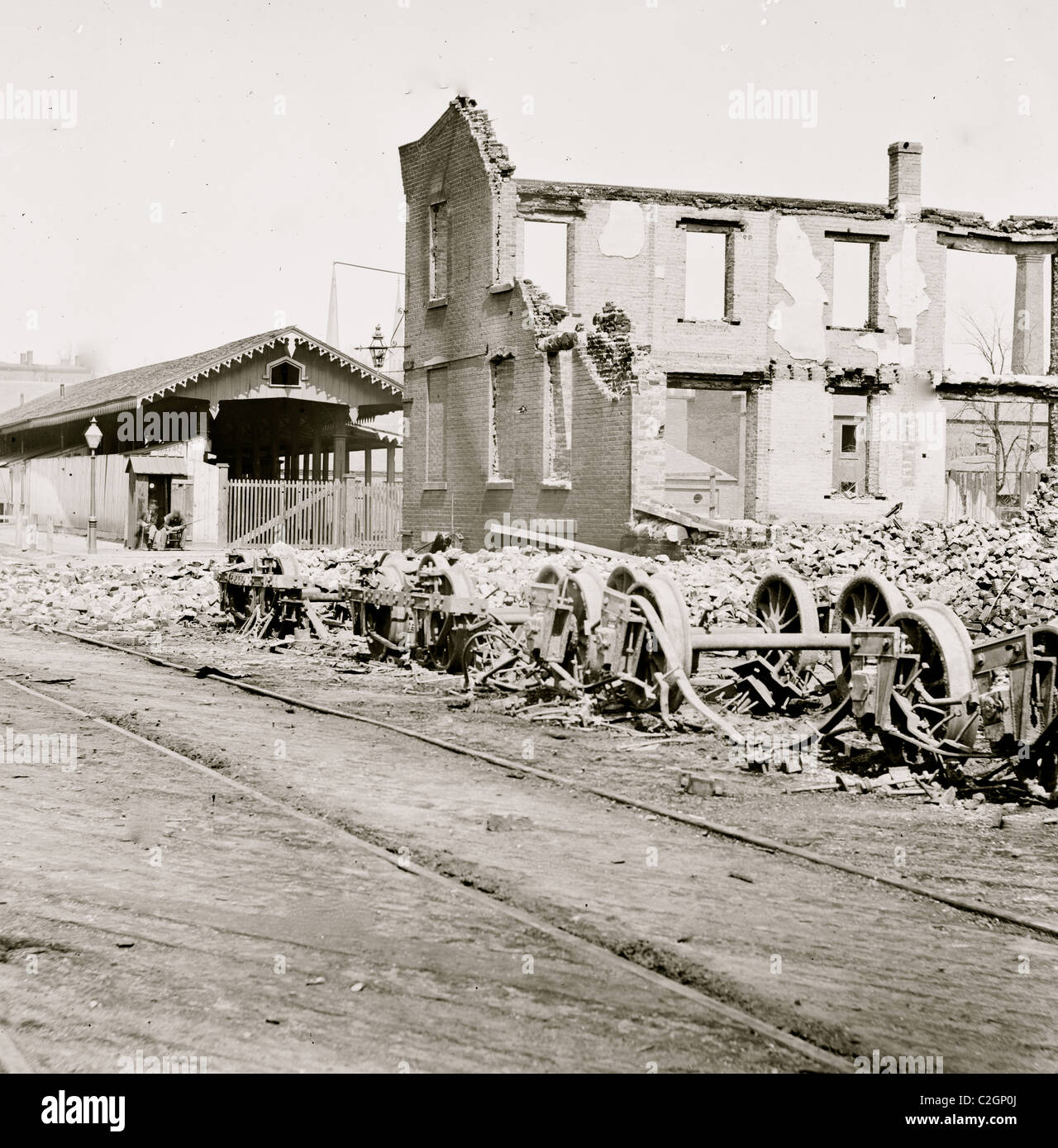 Richmond, Va. Wheels and burned railroad cars near Richmond & Petersburg Railroad station Stock Photo