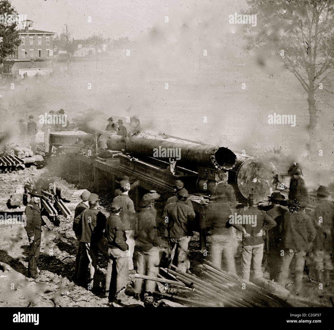 Destroying railroad track hi-res stock photography and images - Alamy