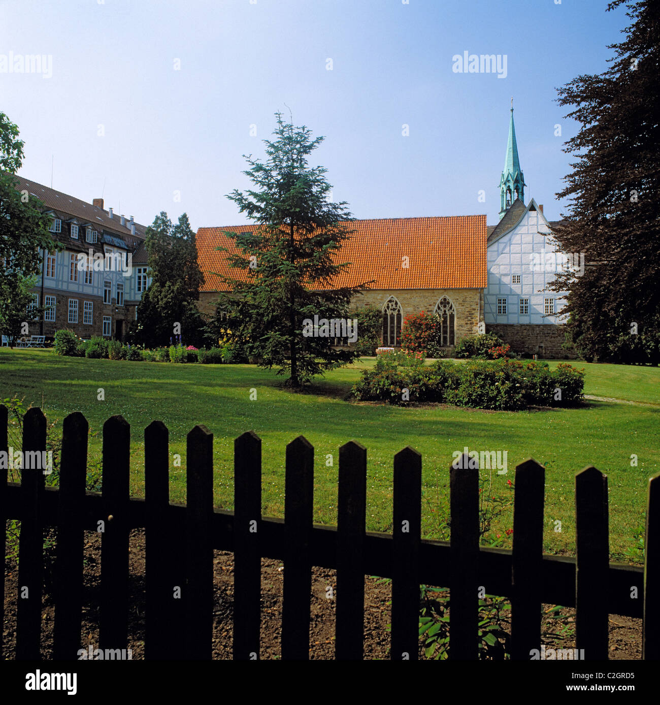 Zisterzienserkloster mit Pfarrkirche St. Georg in Rehburg-Loccum, Naturpark Steinhuder Meer, Niedersachsen Stock Photo