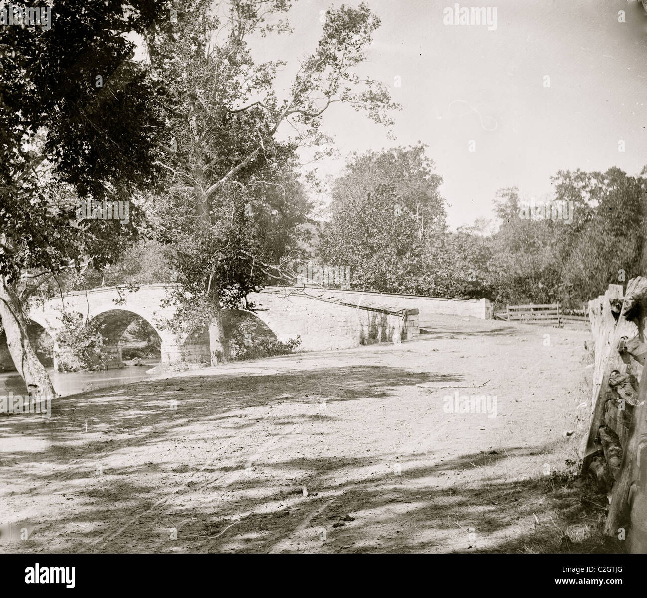 North Anna River, Virginia. Interior view of Confederate redoubt commanding Chesterfield bridge. Captured by 2nd Corps under Gen. Hancock, May 23, 1865 Stock Photo