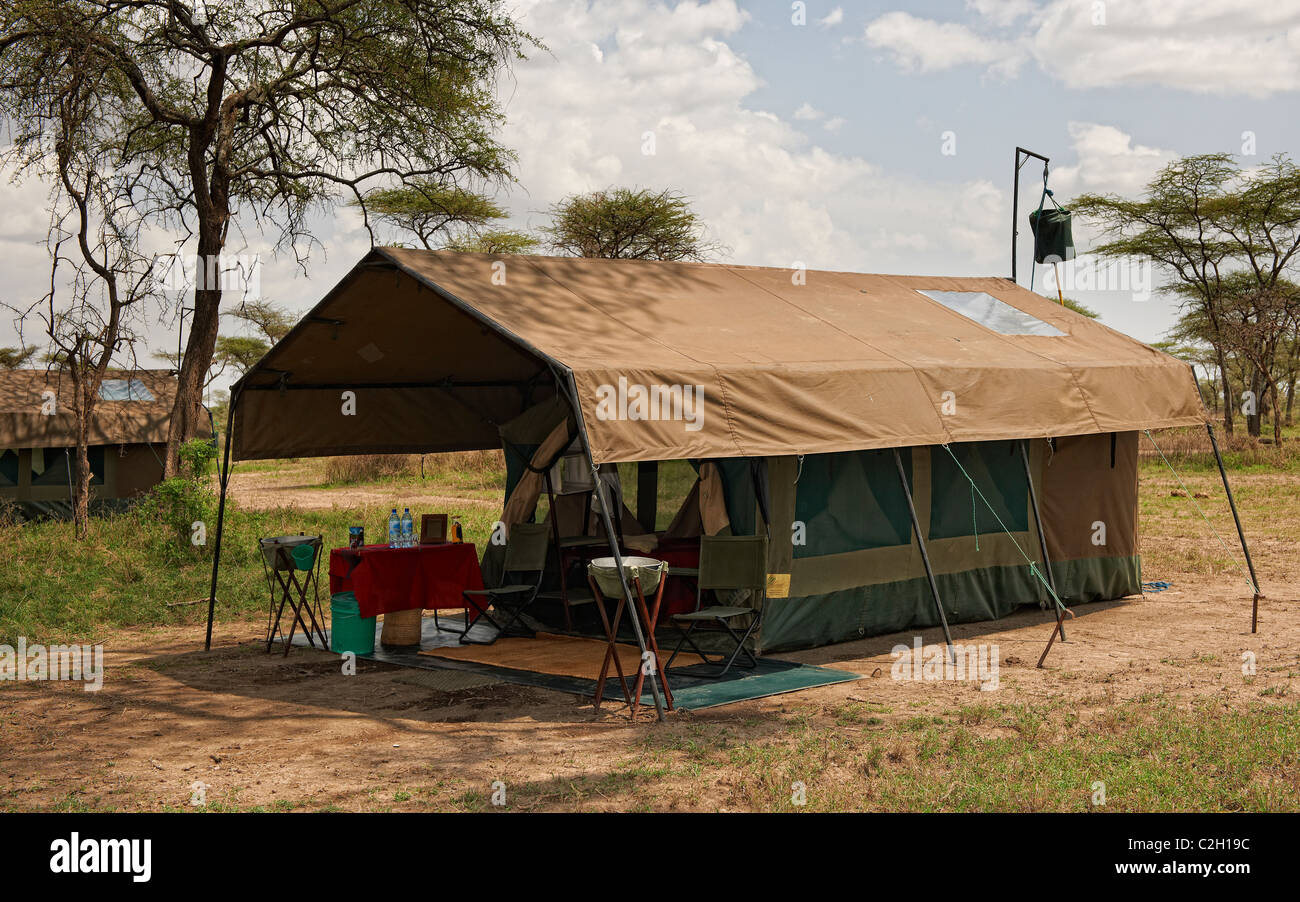 luxury tent in wilderness of Luxury 