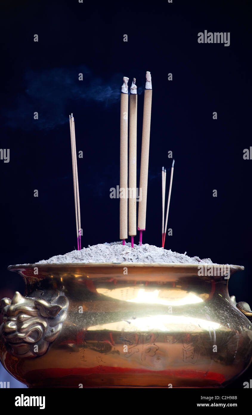 Incense hires stock photography and images Alamy