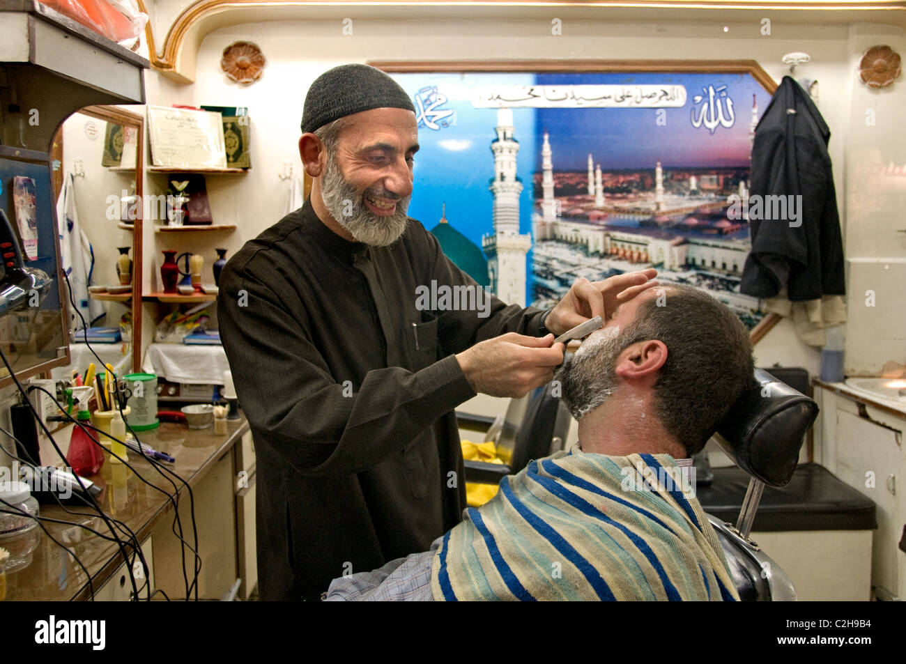 Hama Syria barber shave shear skim razor coiffure Stock Photo