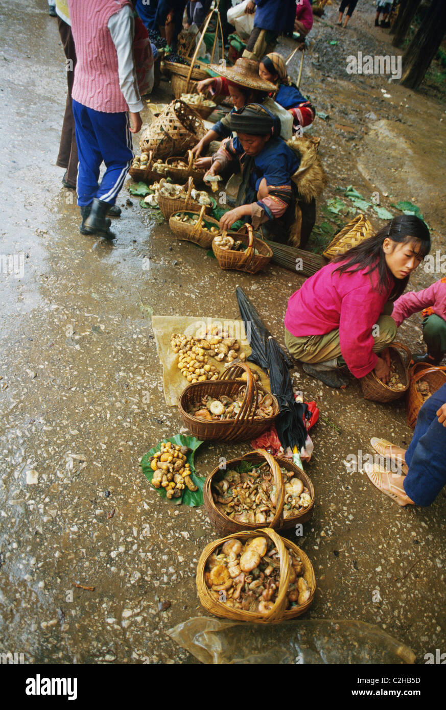 Stone Forest Yunnan China food market Stock Photo - Alamy