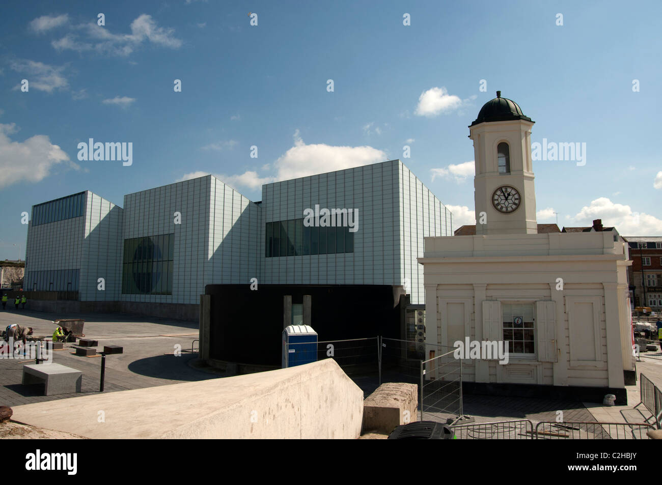 Turner Contemporary art gallery Margate thanet, finishing off the building ready for opening in April 2011 Stock Photo
