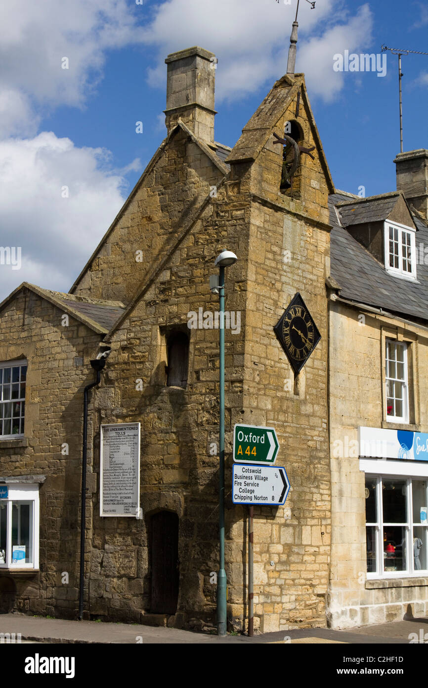 moretoninmarsh cotswolds gloucestershire england uk Stock Photo Alamy