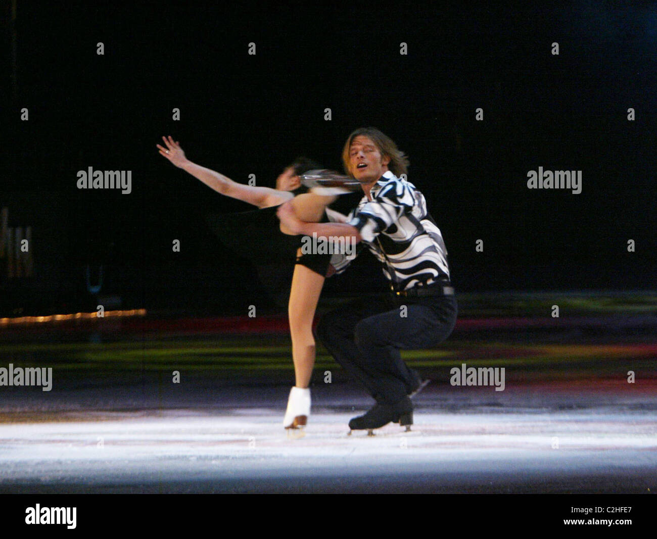 kyoko Ina and John Zimmerman Musselman's Applesauce Presents The Music