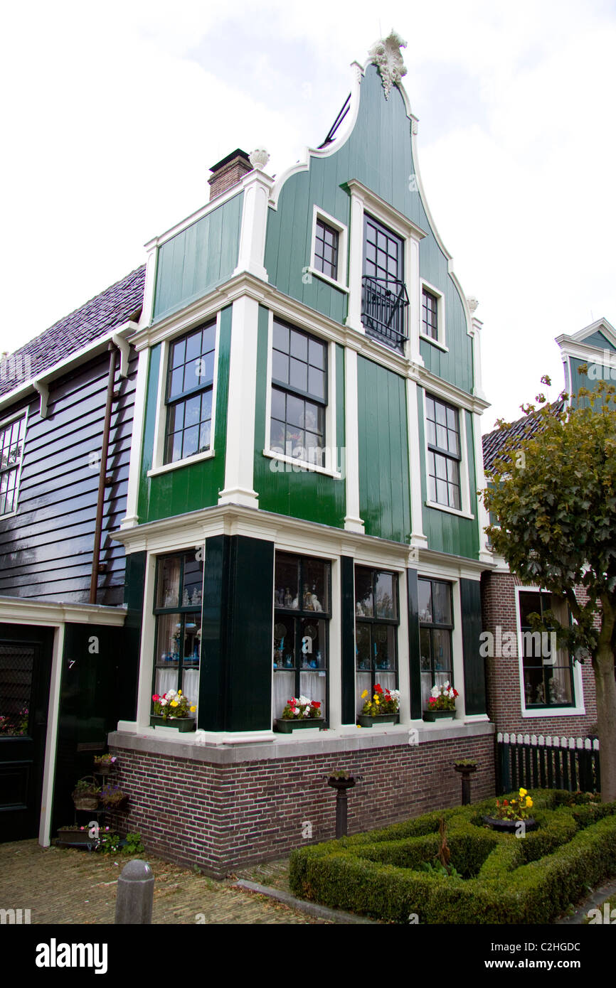 Beautiful Dutch Wooden House In Zaandam Holland Stock Photo Alamy