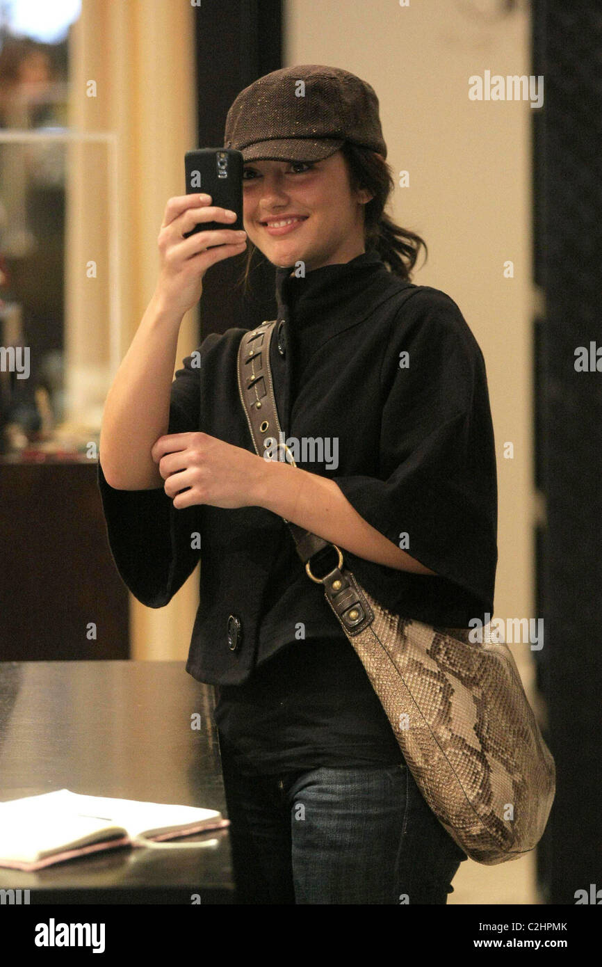 Minka Kelly John Mayer S Girlfriend Shopping At Paige Premium