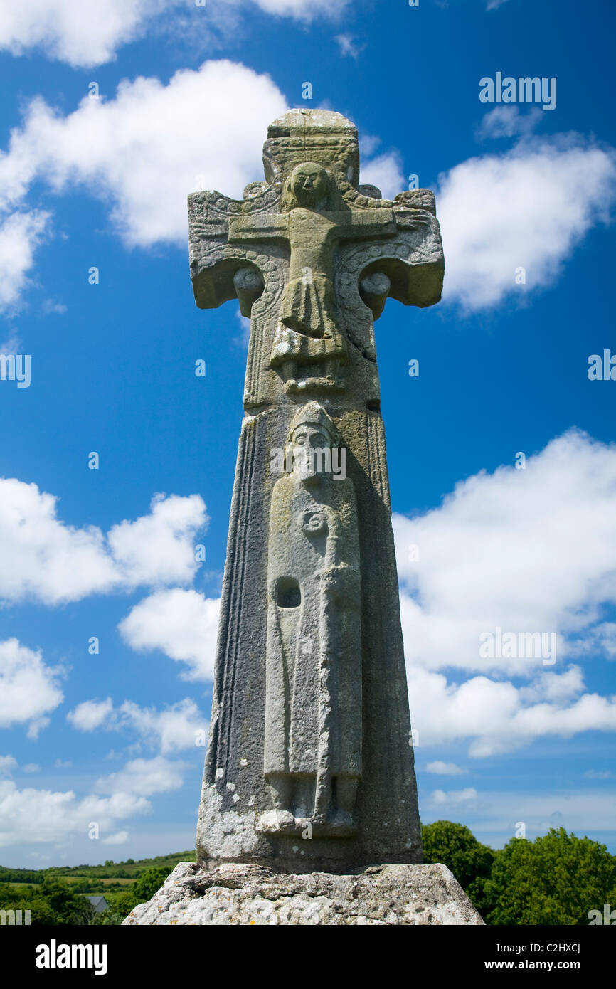 St Tola's High Cross, Dysert O'Dea Monastery, County Clare, Ireland. Stock Photo