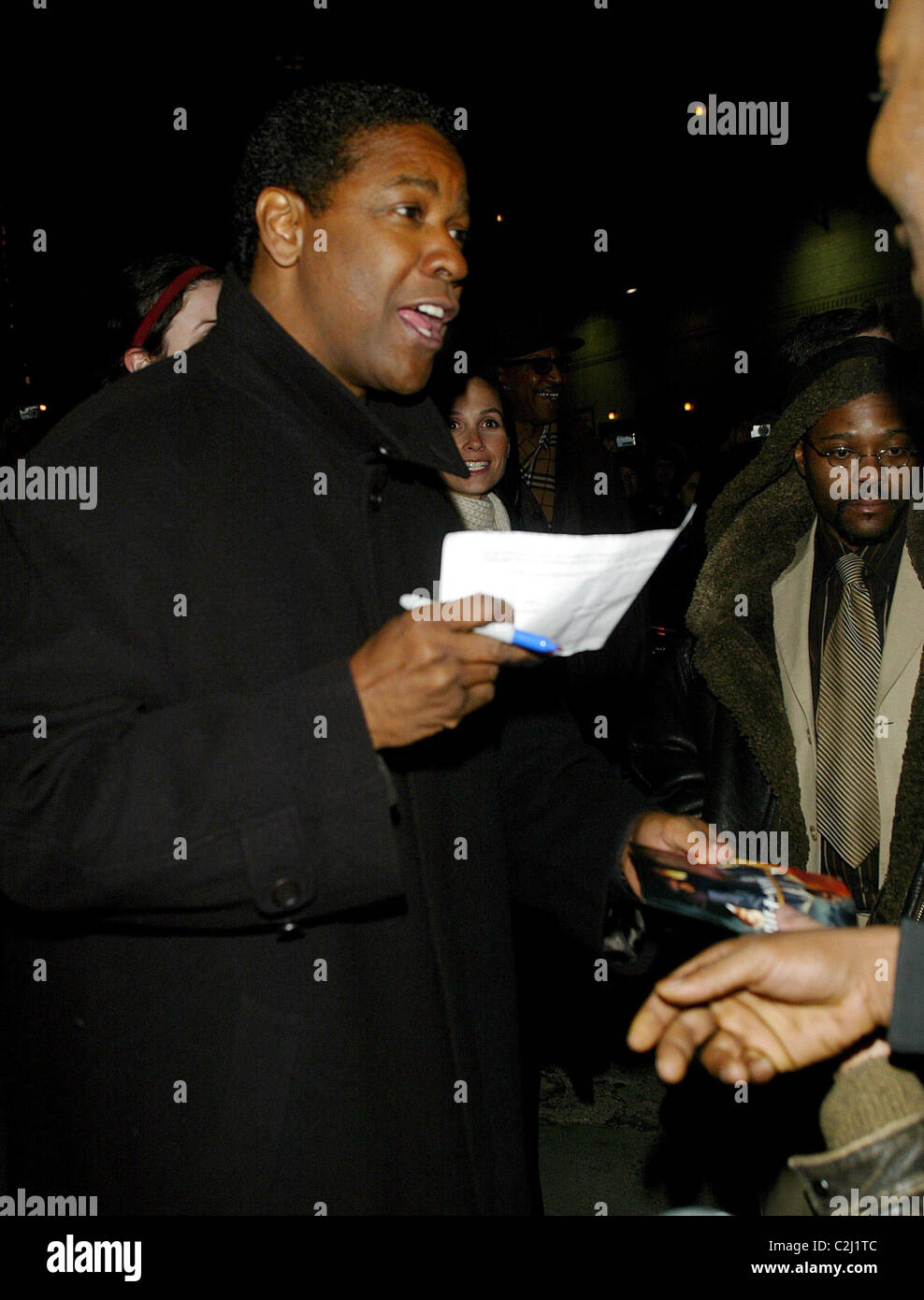 Denzel Washington outside Ed Sullivan Theatre for the 'Late Show With ...
