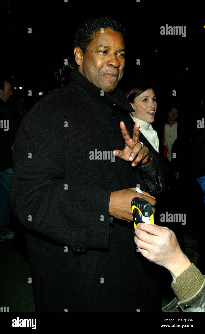 Denzel Washington outside Ed Sullivan Theatre for the 'Late Show With ...