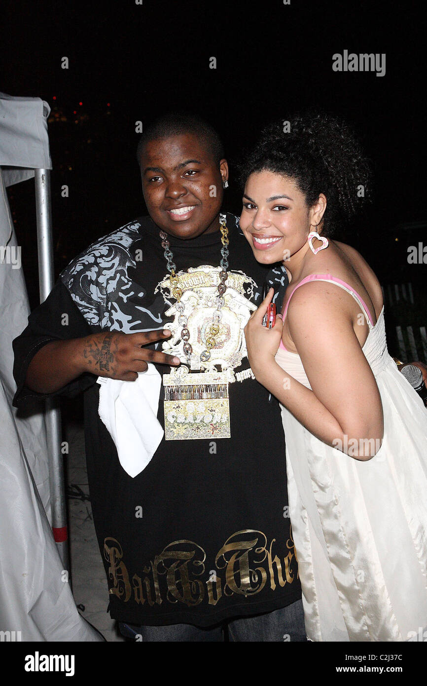 Sean Kingston and Jordin Sparks at Atlantis, Paradise Island during Pop