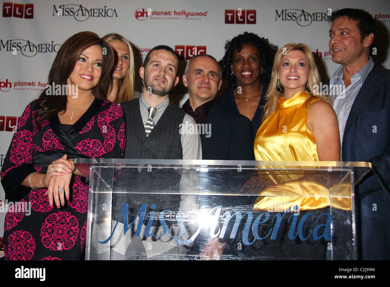 Jason lyons hi-res stock photography and images - Page 2 - Alamy, image size:1300x956