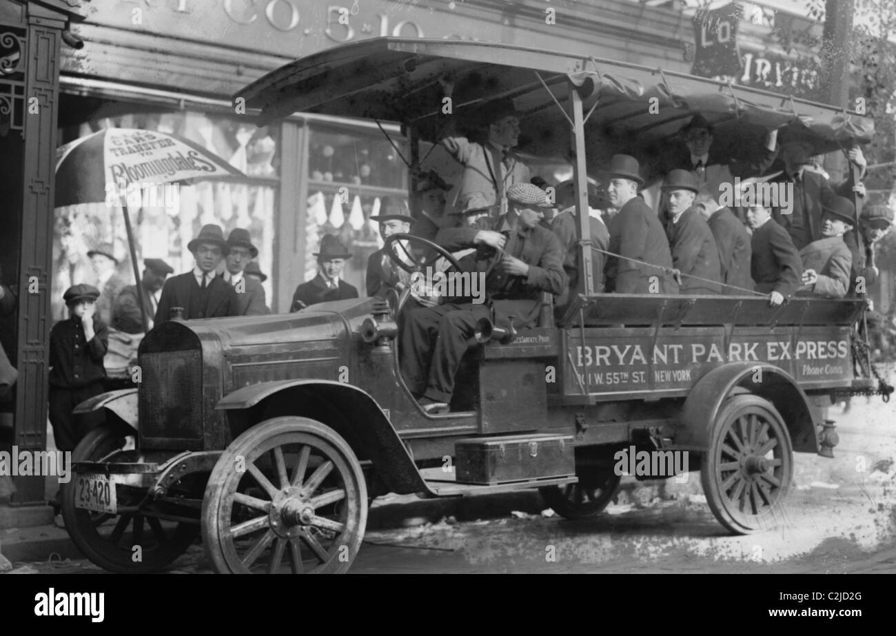 Bryant Express New York Jitney in Service Stock Photo Alamy