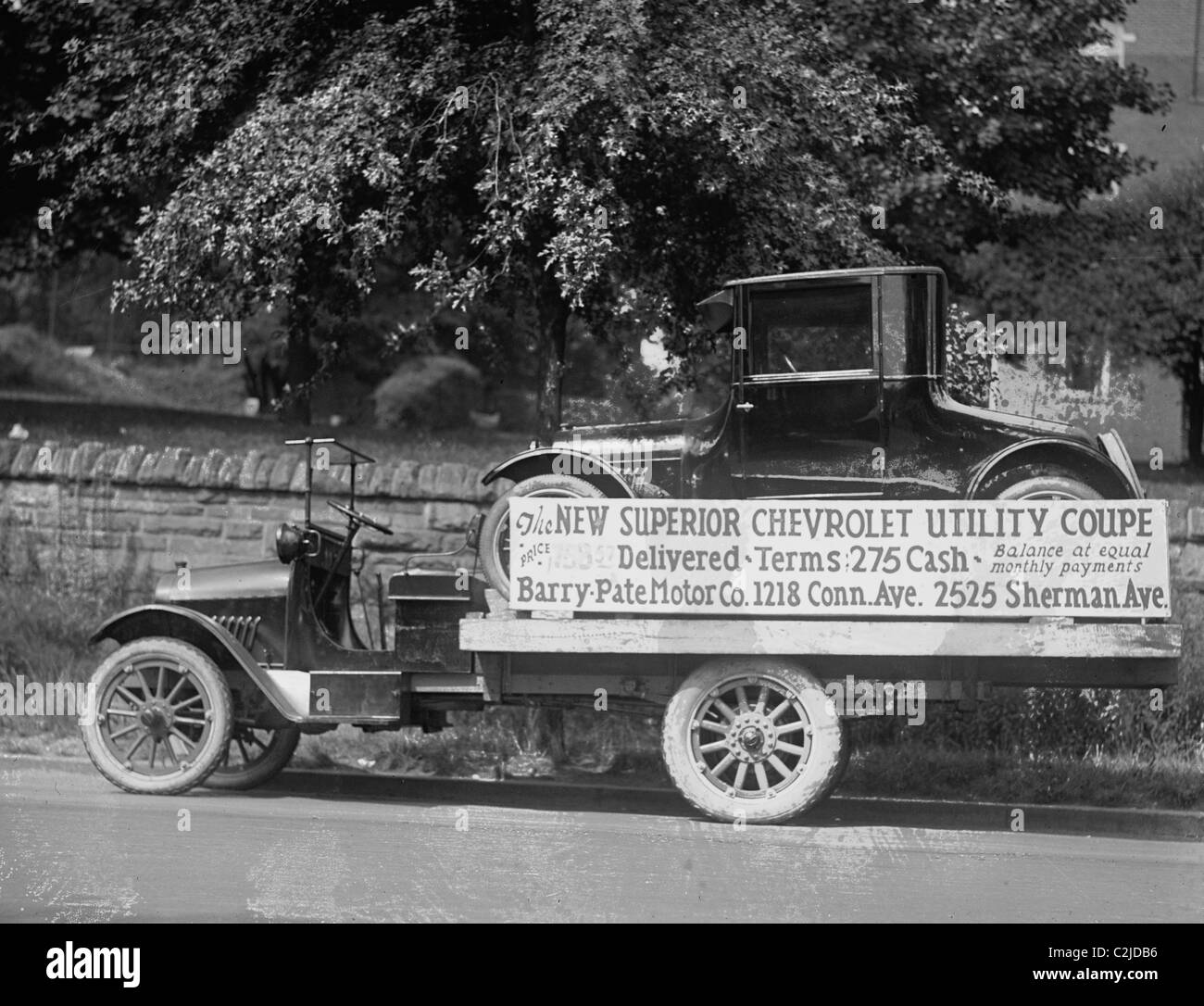 Advertisement car Black and White Stock Photos & Images - Alamy