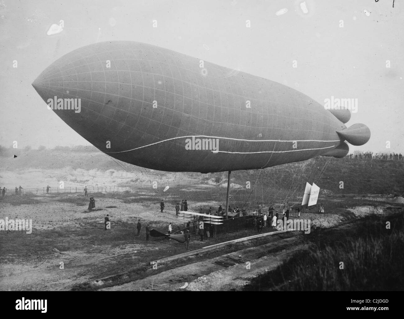Clement-Bayard Dirigible Ready for Flight to Carry plane aloft Stock Photo
