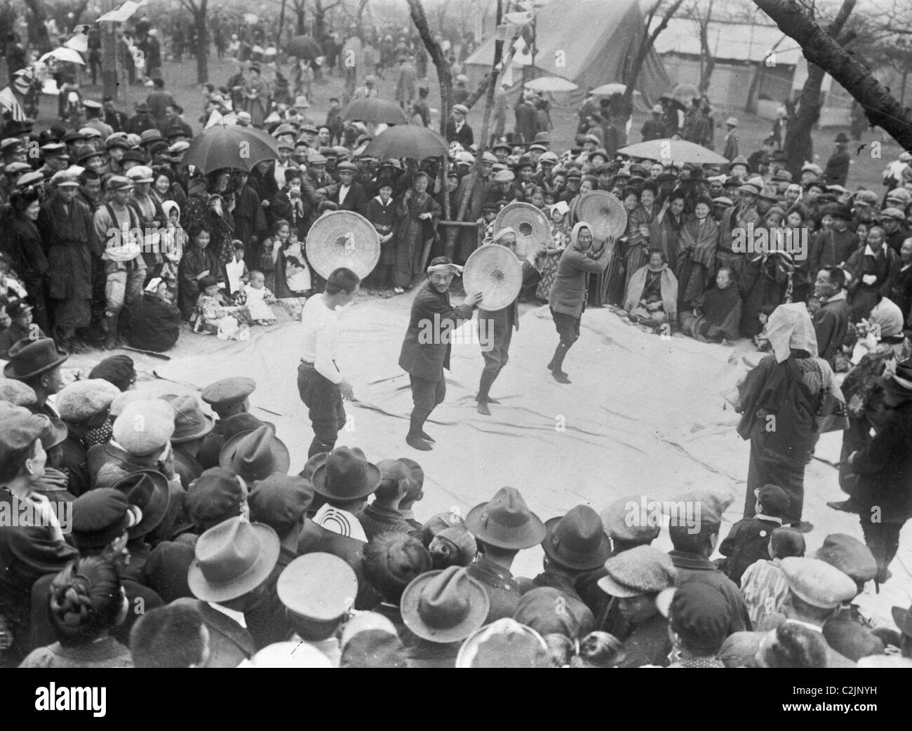 Dancing at the Cherry Blossom Festival Stock Photo Alamy