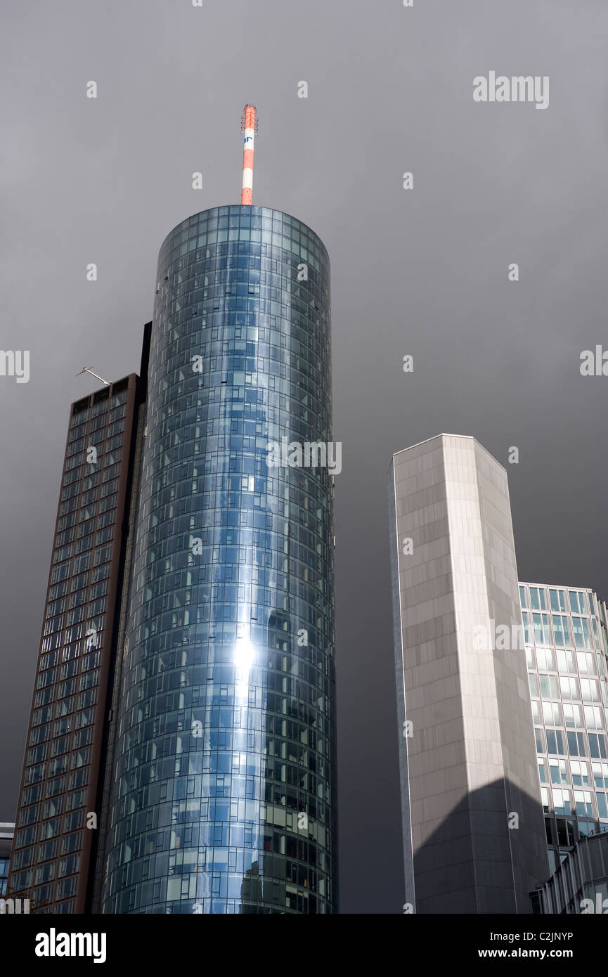 Multi story tower hi-res stock photography and images - Alamy