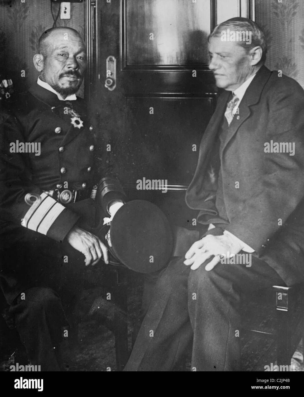 Admiral Ijichi and Admiral Evans on visit of Japanese Fleet to San Francisco Stock Photo