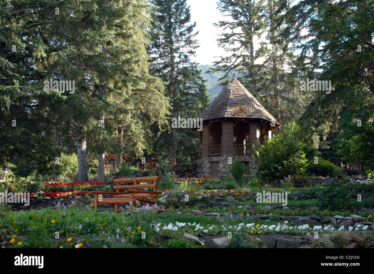 A pavilion and view of the gardens at Canada Place gardens, Banff, Alberta, Canada Stock Photo