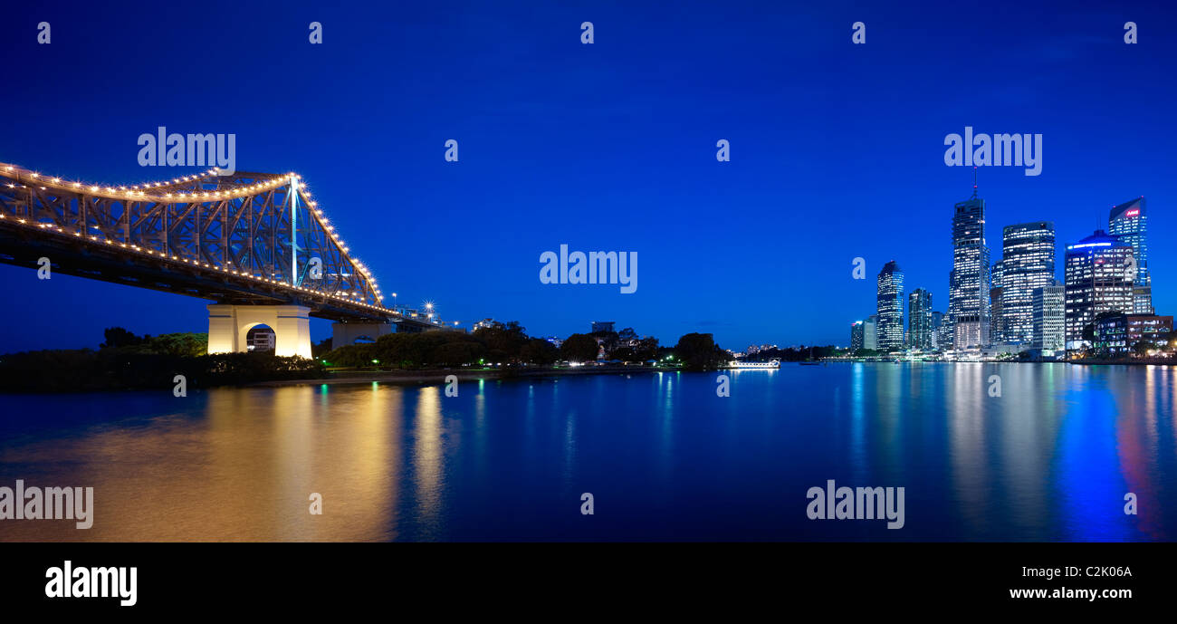 Brisbane city & Story Bridge at night Stock Photo