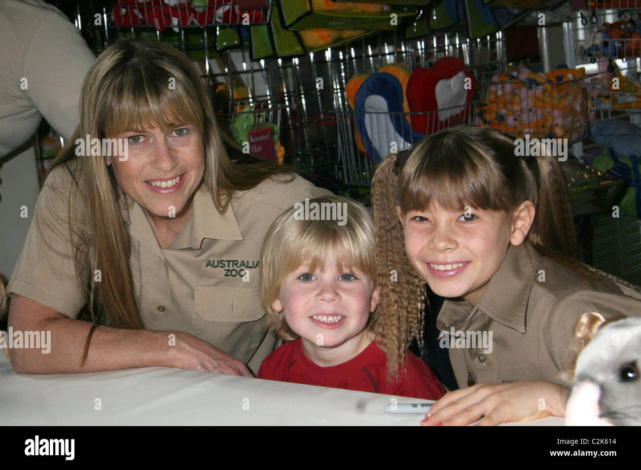 Terri Irwin, Robert Irwin and Bindi Irwin Bindi Irwin unveils her new