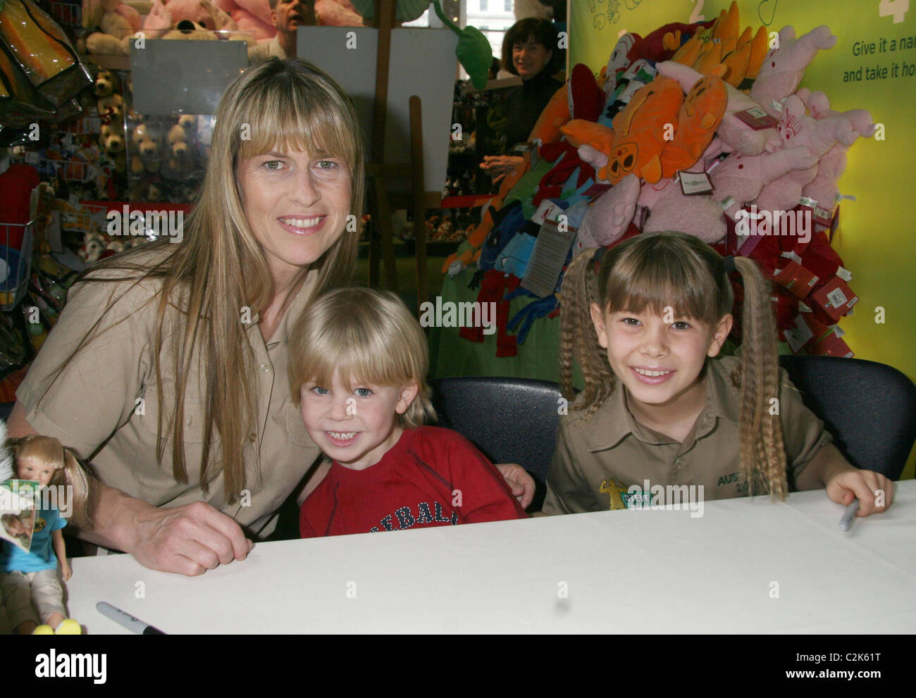 Terri Irwin, Robert Irwin and Bindi Irwin Bindi Irwin unveils her new