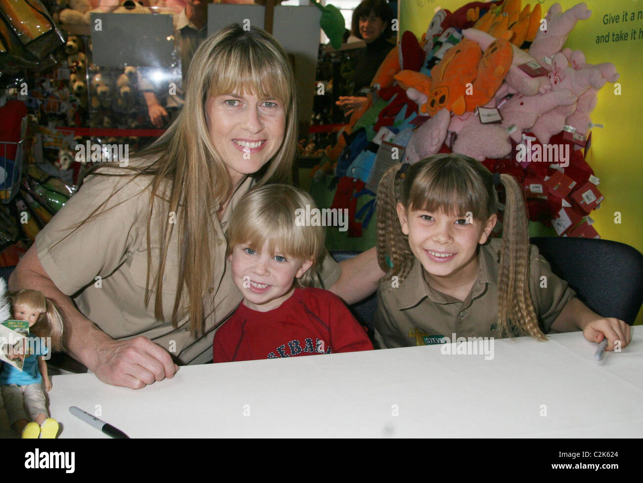Terri Irwin, Robert Irwin and Bindi Irwin Bindi Irwin unveils her new