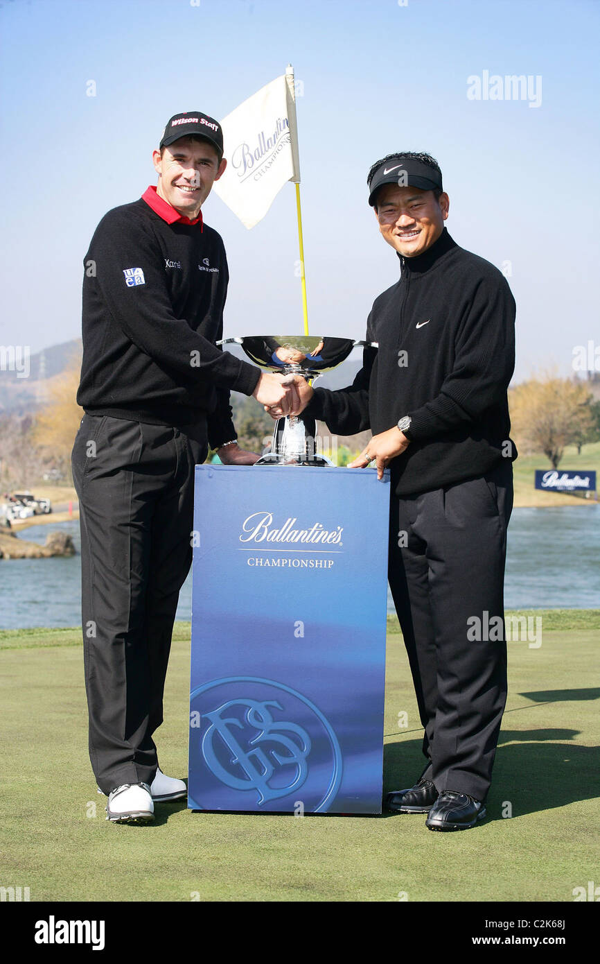 International Golfers Padraig Harrington And Kj Choi The Ballentine S Championship At The Pinx Golf Club Jeju Island South Stock Photo Alamy