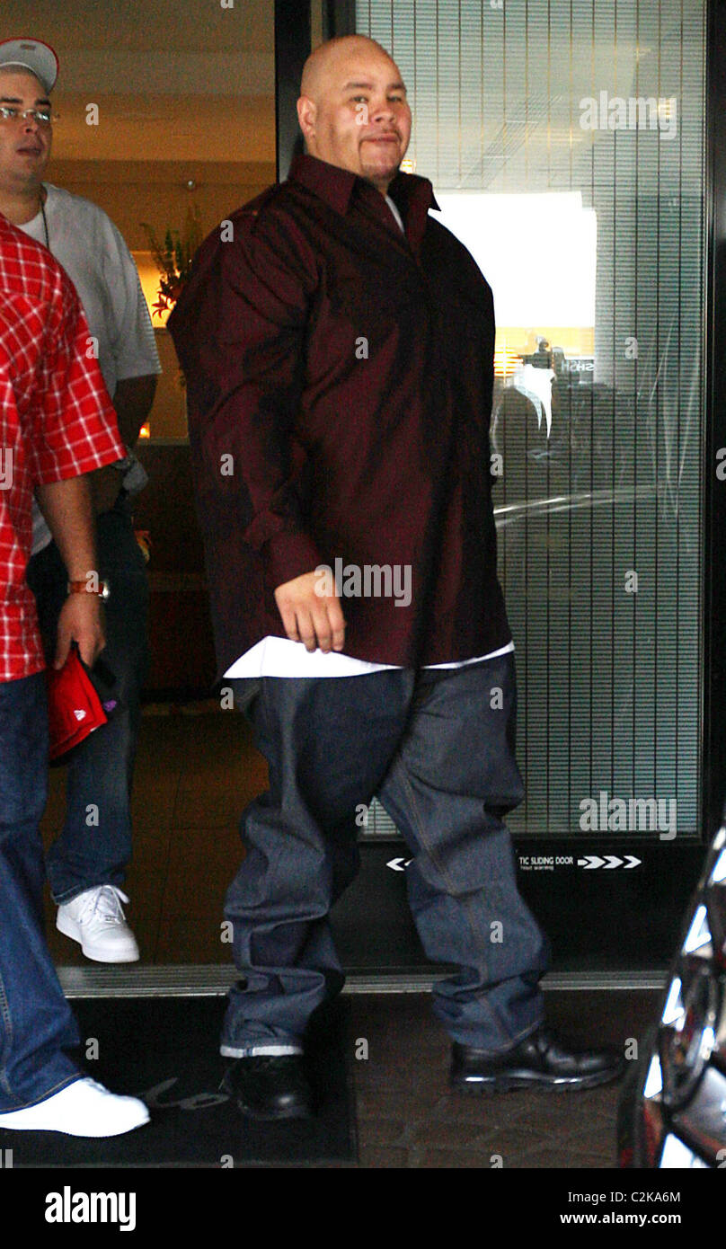 American rapper Fat Joe leaving his hotel Los Angeles, California - 14.