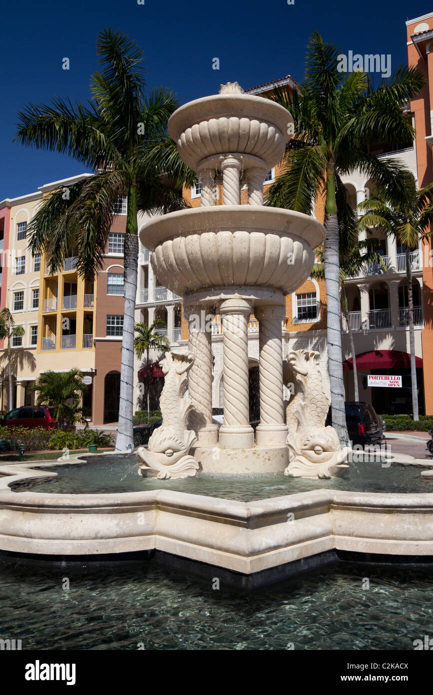 Naples Bayfront shopping area and luxury accommodation, Naples, Florida Stock Photo