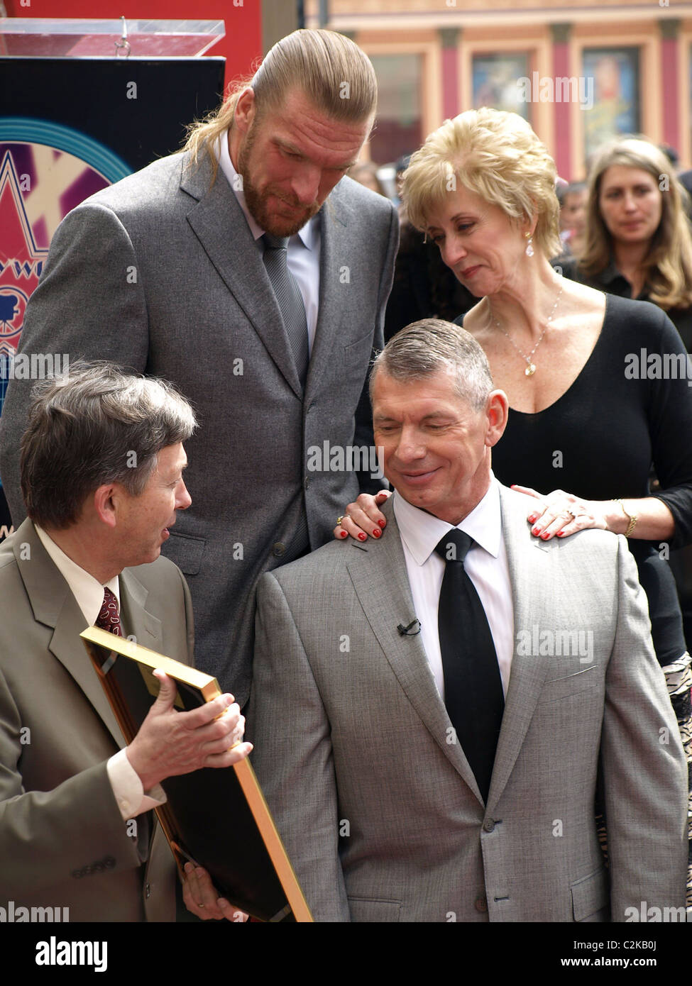 Vince mcmahon linda mcmahon hires stock photography and images Alamy