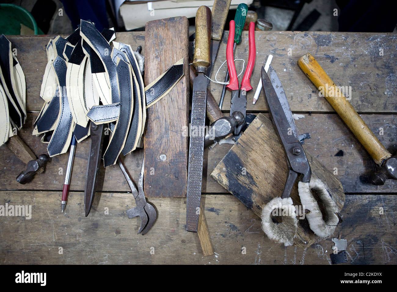 Tools used for making prosthesis and special shoes for patients