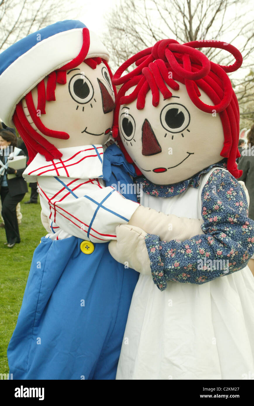 raggedy andy and ann