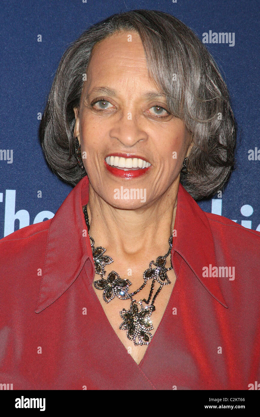 Dr. B. Cole Jackie Robinson Foundation hosts the Annual