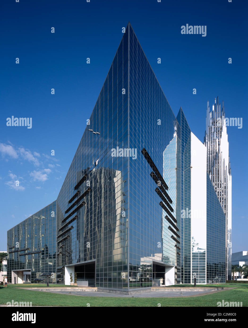 Megachurch hi-res stock photography and images - Alamy