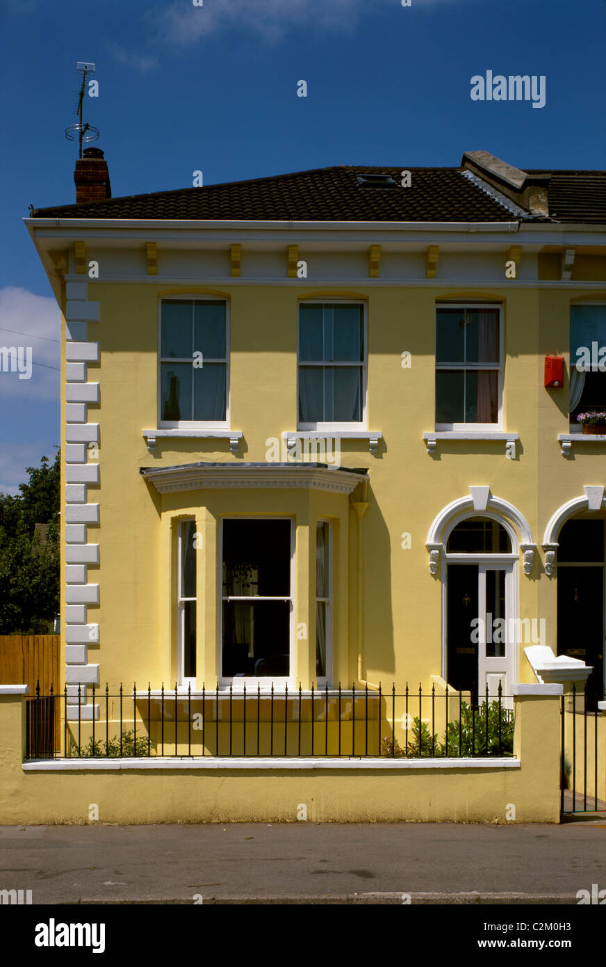 19th century housing hi-res stock photography and images - Alamy