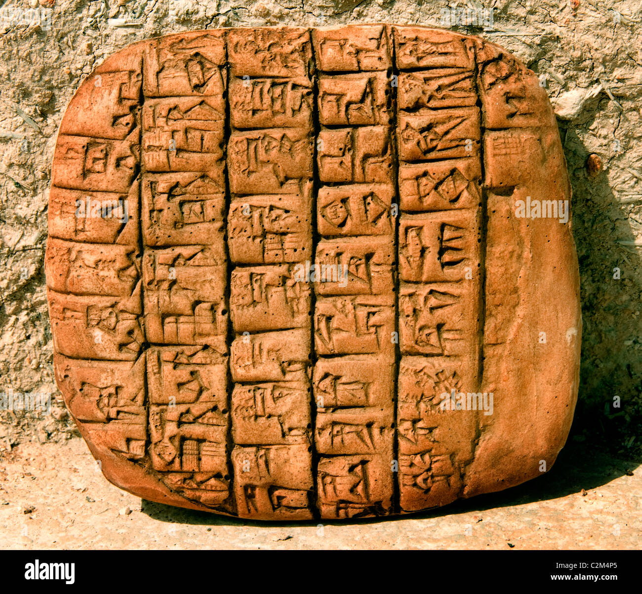 New copy Tablet Ebla Syria Aleppo 3000 BC - 1650 BC 20,000 cuneiform tablets found there Semitic language related Akkadian Stock Photo